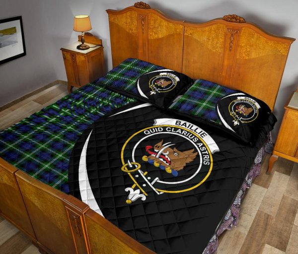 Baillie Modern Tartan Crest Circle Style Quilt Bed Set Online - Image 4