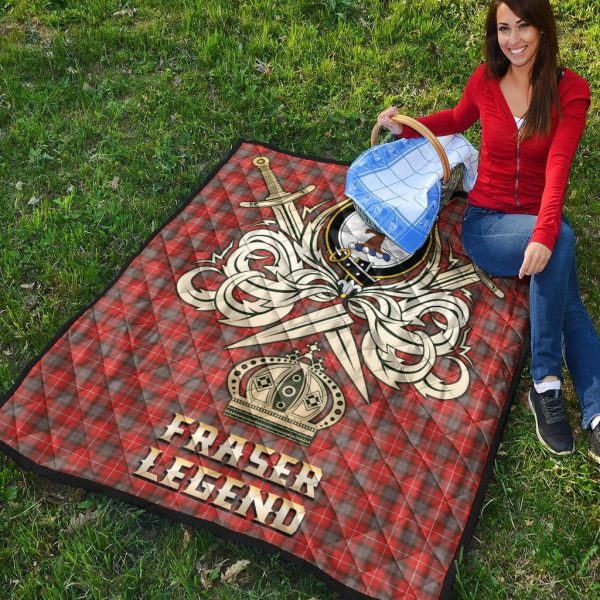 Fraser Weathered Tartan Crest Legend Gold Royal Premium Quilt For Sale - Image 4